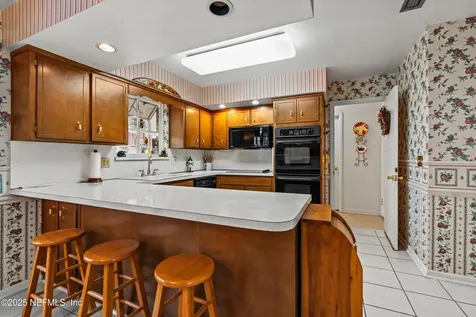 1207 Jamaica Court Jacksonville FL 32216