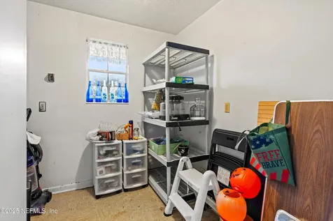 1207 Jamaica Court Jacksonville FL 32216