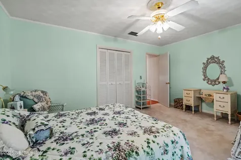 1207 Jamaica Court Jacksonville FL 32216