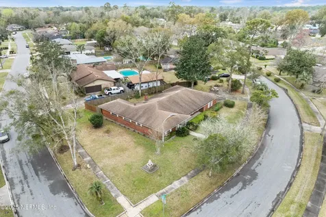 1207 Jamaica Court Jacksonville FL 32216