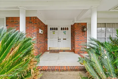 1207 Jamaica Court Jacksonville FL 32216