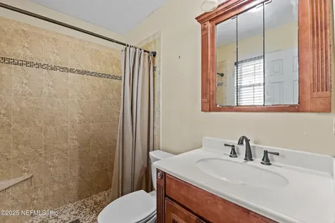 7237 Oakwood Drive Jacksonville FL 32211