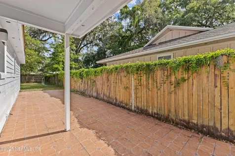 7237 Oakwood Drive Jacksonville FL 32211