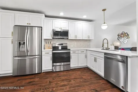 1727 Wildwood Creek Lane Jacksonville FL 32246