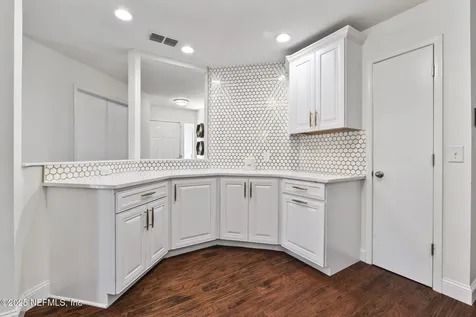 1727 Wildwood Creek Lane Jacksonville FL 32246