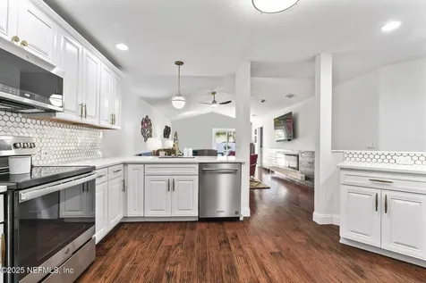 1727 Wildwood Creek Lane Jacksonville FL 32246