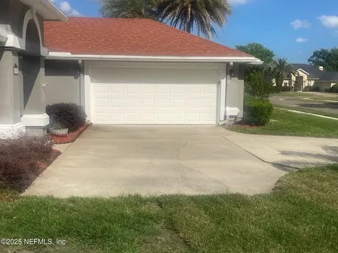 93 Lake Run Boulevard Jacksonville FL 32218