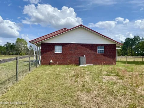 8046 SW Tustenuggee Avenue Lake City FL 32024