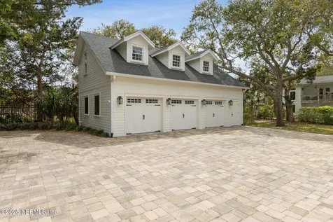 106 Carver Street E St. Augustine FL 32080