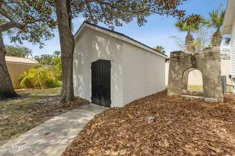106 Carver Street E St. Augustine FL 32080