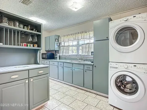 103 Palm Street Satsuma FL 32189
