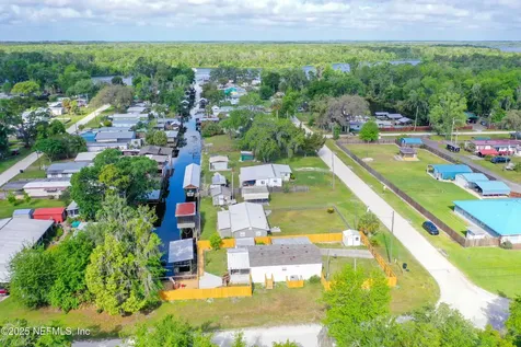 103 Palm Street Satsuma FL 32189