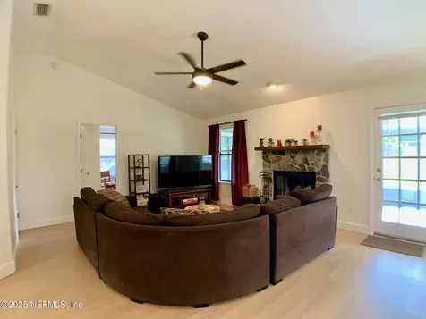 8417 Fire Fly Lane Jacksonville FL 32244