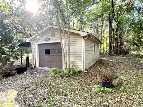 510 W Hillsborough Avenue Florahome FL 32140