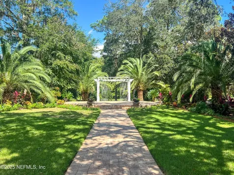 3556 Olympic Drive Green Cove Springs FL 32043