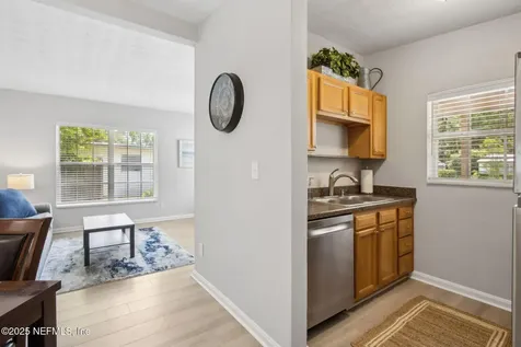 8435 Brackridge Boulevard S Jacksonville FL 32216