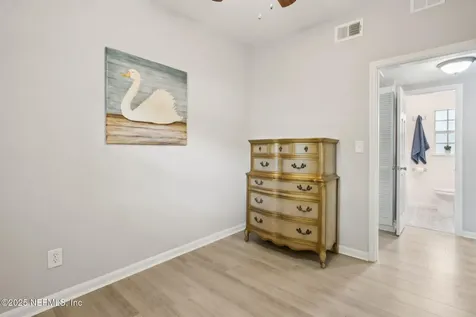 8435 Brackridge Boulevard S Jacksonville FL 32216
