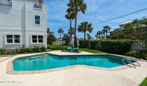 890 Beach Avenue Atlantic Beach FL 32233