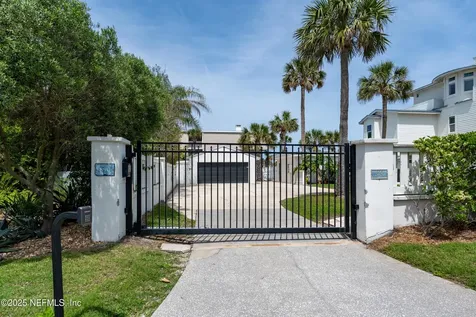 890 Beach Avenue Atlantic Beach FL 32233