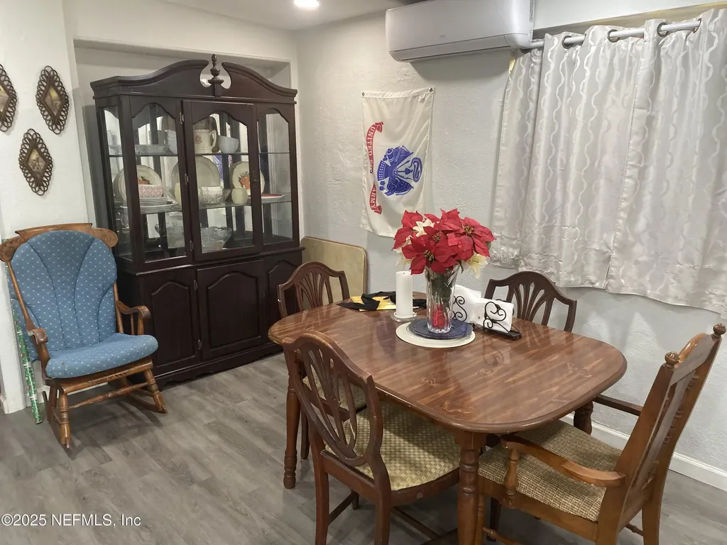 2552 Spirea Street Jacksonville FL 32209