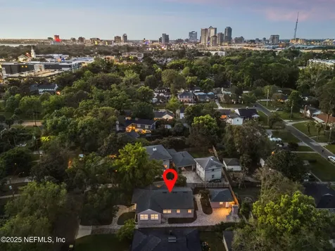 2337 Broadmoor Lane Jacksonville FL 32207