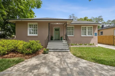 2337 Broadmoor Lane Jacksonville FL 32207