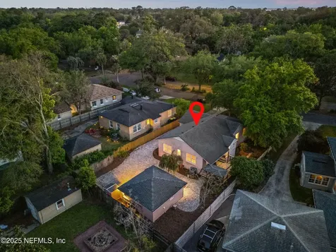 2337 Broadmoor Lane Jacksonville FL 32207