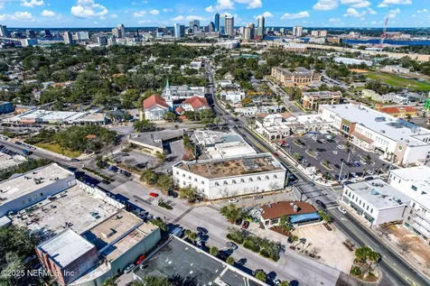 2337 Broadmoor Lane Jacksonville FL 32207