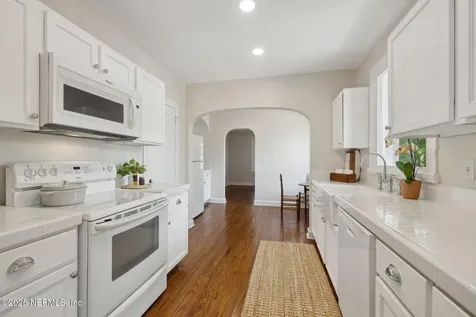 2337 Broadmoor Lane Jacksonville FL 32207