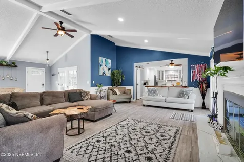 1407 Caddell Drive Jacksonville FL 32217