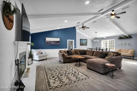 1407 Caddell Drive Jacksonville FL 32217