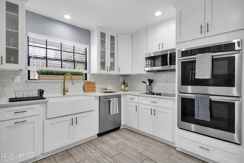 1407 Caddell Drive Jacksonville FL 32217