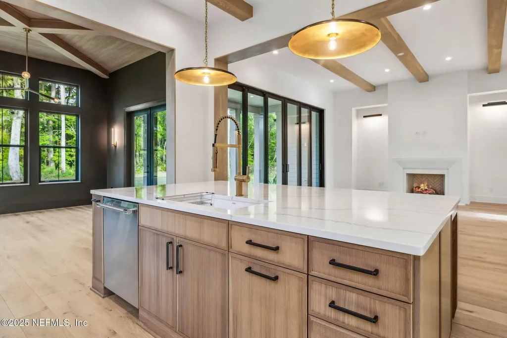 4650 Palm Valley Road Ponte Vedra Beach FL 32082
