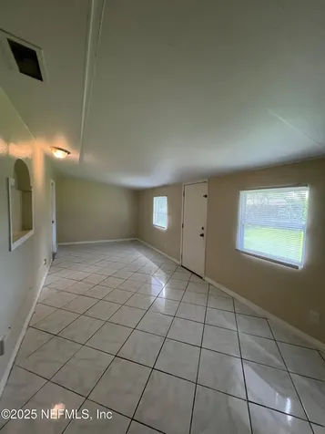 10869 Hawaii Drive S Jacksonville FL 32246