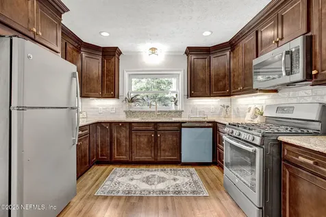 3904 Peach Drive Jacksonville FL 32246