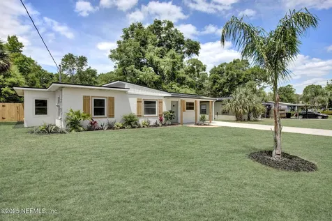 3904 Peach Drive Jacksonville FL 32246