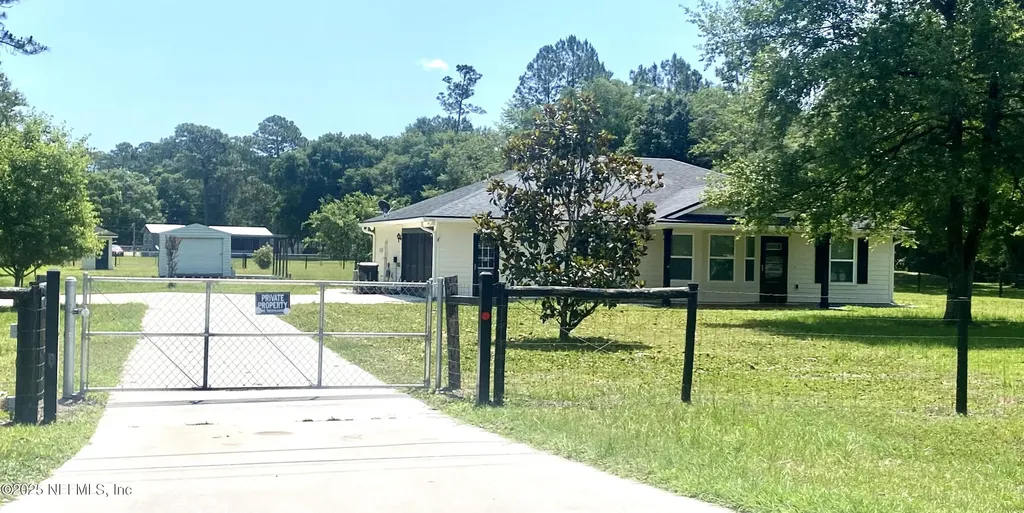 2253 S Mimosa Avenue Middleburg FL 32068