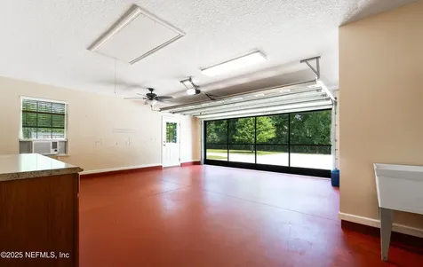 2253 S Mimosa Avenue Middleburg FL 32068