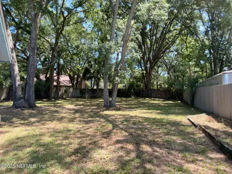 579 Carina Lane Jacksonville FL 32225