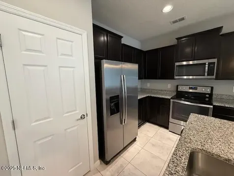 7028 Buroak Court Jacksonville FL 32258