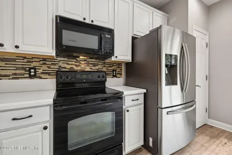 4528 Capital Dome Drive Jacksonville FL 32246