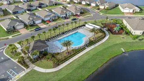7242 Calamint Avenue Jacksonville FL 32219
