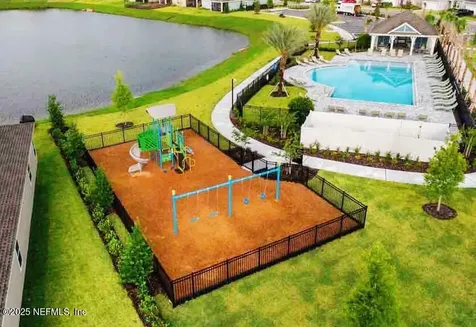 7242 Calamint Avenue Jacksonville FL 32219