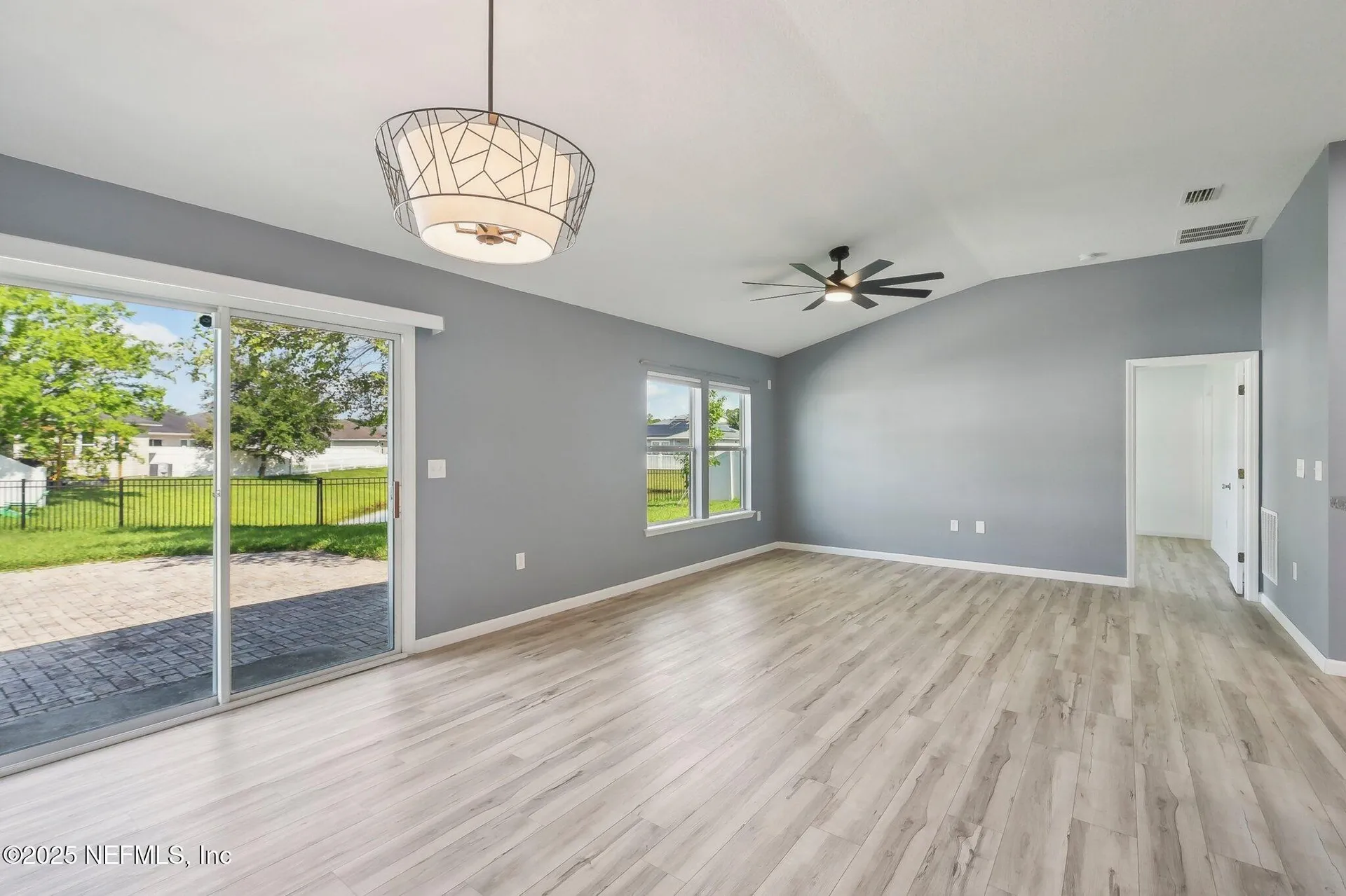 7464 Westland Oaks Drive Jacksonville FL 32244