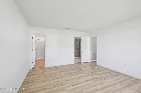 7464 Westland Oaks Drive Jacksonville FL 32244