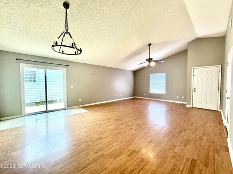 11471 Mandarin Glen Circle W Jacksonville FL 32223