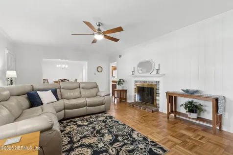4717 Princess Anne Lane Jacksonville FL 32210