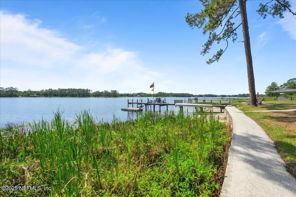 106 Carter-whittaker Lane Pomona Park FL 32181