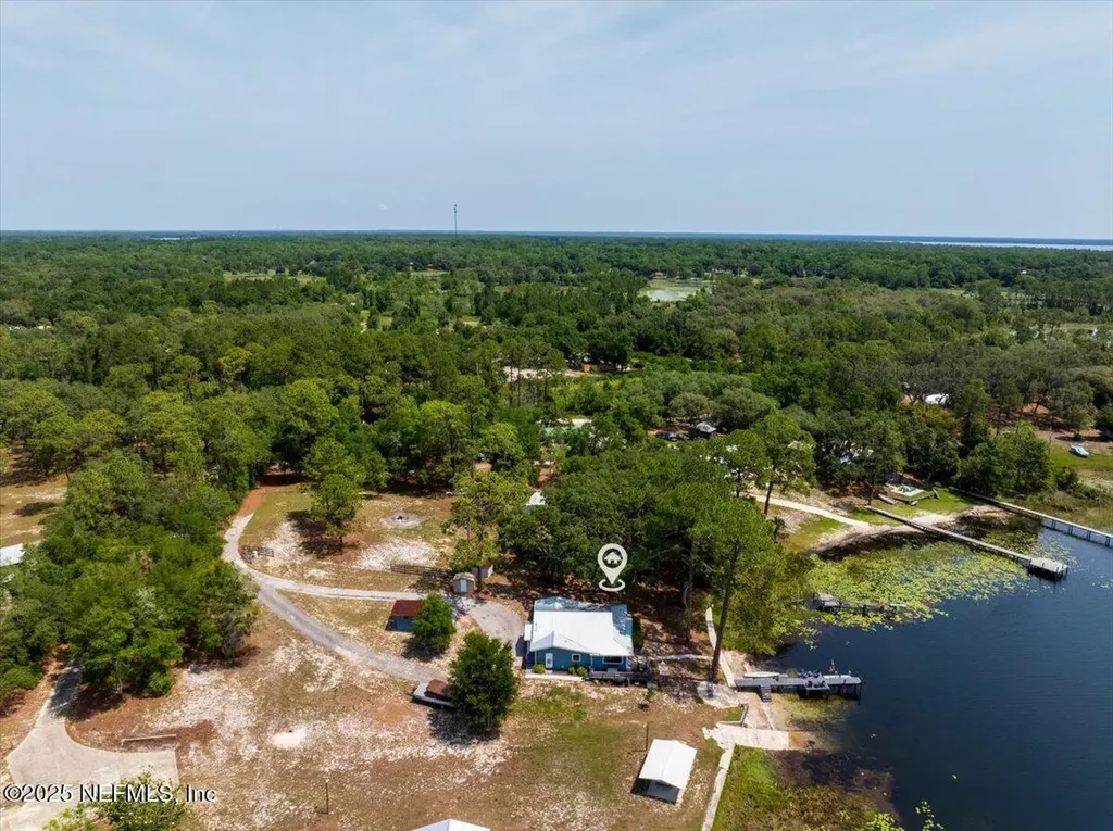 106 Carter-whittaker Lane Pomona Park FL 32181