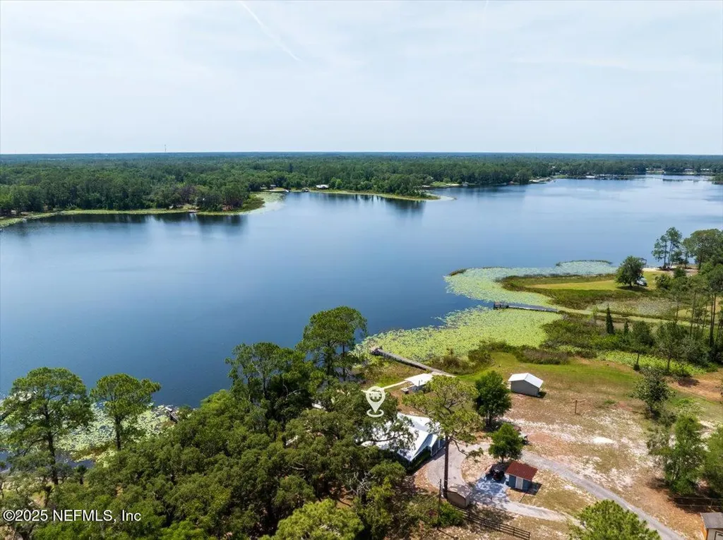 106 Carter-whittaker Lane Pomona Park FL 32181